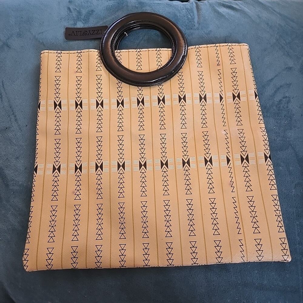 Izzy & Liz Geometric Handbag